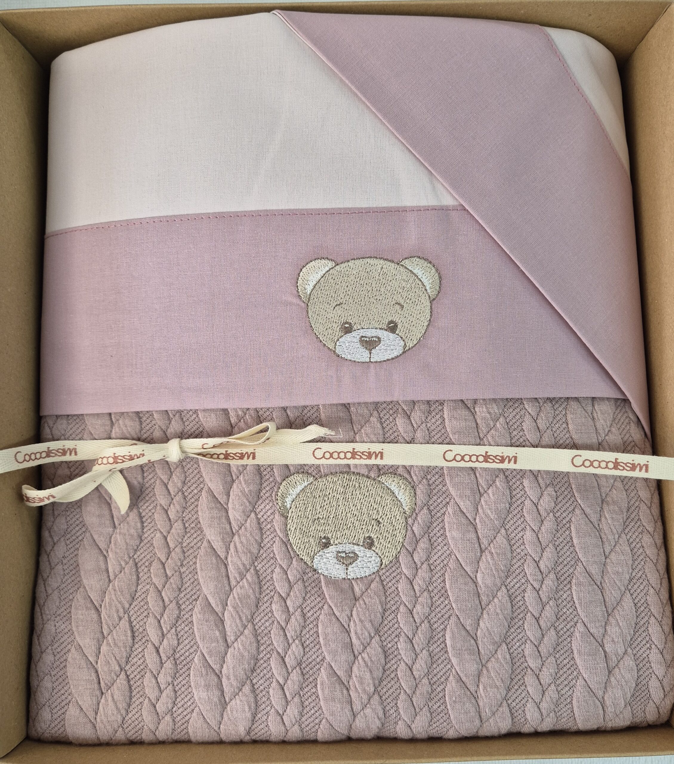 20251014_101318 Kit carrozzina Teddy: coperta in cotone di bamboo+ lenzuola coordinate Coccolissimi - immagine 1